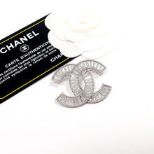 Cargar imagen en el visor de la galería, Broche Chanel CC (Mod. CH14)