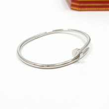 Cargar imagen en el visor de la galería, Pulsera Diseño de Clavo Liso SLIM - 3 Colores Disponibles
