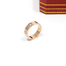 Cargar imagen en el visor de la galería, Anillo Diseño de Tornillo con 3 circonias - 3 colores disponibles
