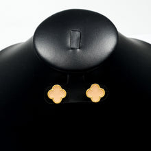 Cargar imagen en el visor de la galería, Aretes Diseño de Trébol Tono Dorado (Distintos Colores)
