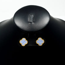 Cargar imagen en el visor de la galería, Aretes Diseño de Trébol Tono Dorado (Distintos Colores)
