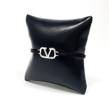 Cargar imagen en el visor de la galería, Pulsera Valentino VLogo dije Plateado (Diferentes colores)
