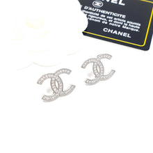 Cargar imagen en el visor de la galería, Aretes Chanel (Mod. CH93)
