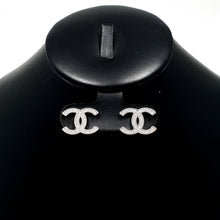 Cargar imagen en el visor de la galería, Aretes Chanel (Mod. CH93)
