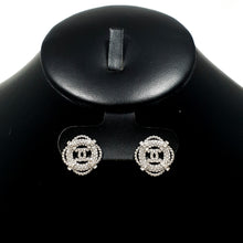 Cargar imagen en el visor de la galería, Aretes Chanel (Mod. CH95)
