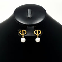 Cargar imagen en el visor de la galería, Aretes Dior (Mod. CD33)
