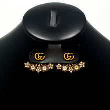 Cargar imagen en el visor de la galería, Aretes Gucci (Mod. GG09)
