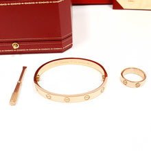 Cargar imagen en el visor de la galería, Juego LOVE (Pulsera + Anillo + Estuche)
