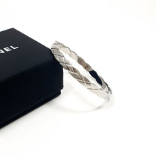 Cargar imagen en el visor de la galería, Pulsera Chanel Coco Crush Plateada
