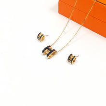 Cargar imagen en el visor de la galería, Juego Hermes Pop Collar y Aretes (Dorado con Negro)
