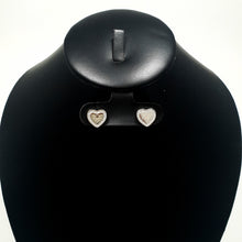 Cargar imagen en el visor de la galería, Aretes T&amp;Co Corazón (Mod. T&amp;C20)
