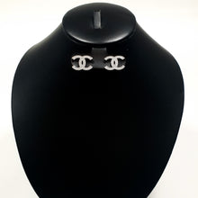 Cargar imagen en el visor de la galería, Aretes Chanel (Mod. CH07)

