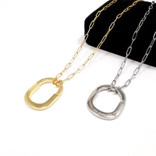 Cargar imagen en el visor de la galería, Collar TC diseño Lock con circonias
