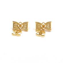 Cargar imagen en el visor de la galería, Aretes Chanel (Mod. CH13)
