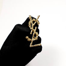 Cargar imagen en el visor de la galería, Broche YSL (Mod. YSL07)
