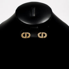 Cargar imagen en el visor de la galería, Aretes Dior CD con circonias (Mod. CD03)

