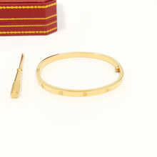 Cargar imagen en el visor de la galería, Pulsera Diseño de Tornillo Liso SLIM - 3 colores disponibles (Modelo SLIM)
