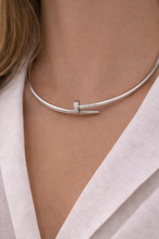 Cargar imagen en el visor de la galería, Collar Diseño de Clavo con Circonias - 2 colores disponibles
