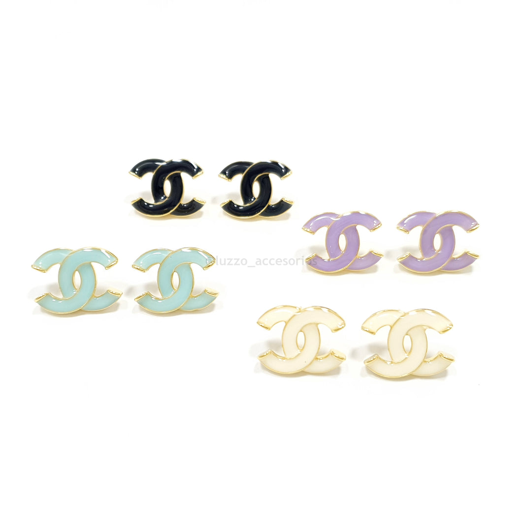 Aretes Chanel (4 diferentes colores)