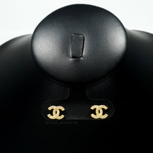 Cargar imagen en el visor de la galería, Aretes Chanel (Mod. CH81)
