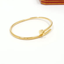 Cargar imagen en el visor de la galería, Pulsera Diseño de Clavo Liso SLIM - 3 Colores Disponibles
