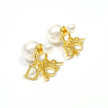 Cargar imagen en el visor de la galería, Aretes Dior (Mod. CD18)
