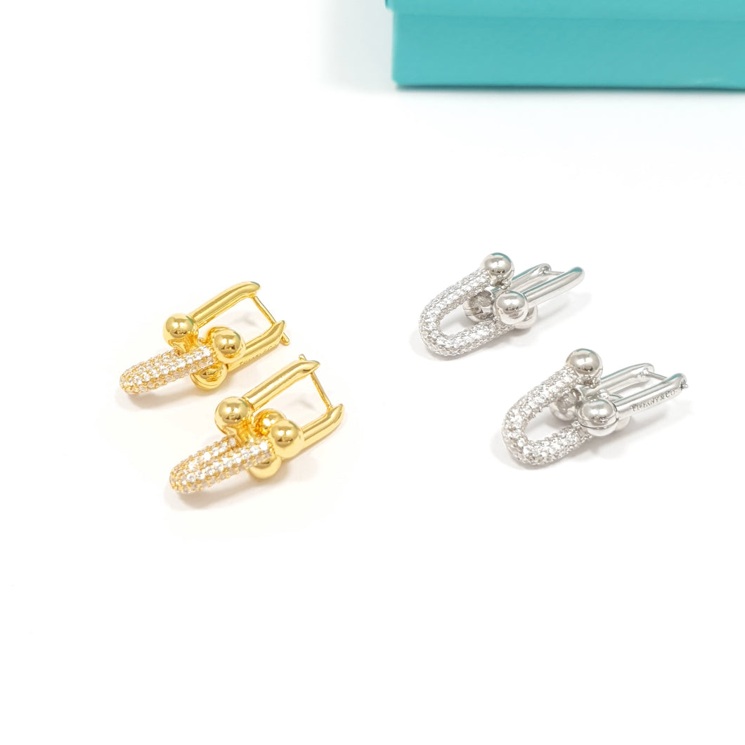 Aretes T&Co Hardware con brillantes nuevo modelo