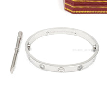 Cargar imagen en el visor de la galería, Pulsera Love (4 circonias) con destornillador
