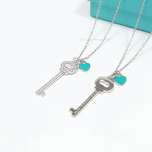 Cargar imagen en el visor de la galería, Collar T&amp;Co. de Llave y Corazón
