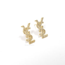 Cargar imagen en el visor de la galería, Aretes YSL (Dorados y Plateados)
